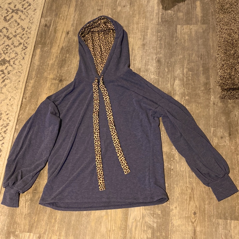 NWOT Cheetah Print Blue/Grey hooded sweatshirt